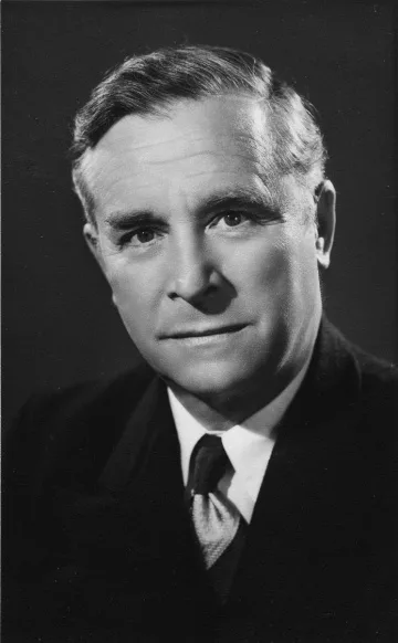 360px-Geoffrey_Hodson_5_in_Auckland_1953