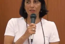 laura-packer